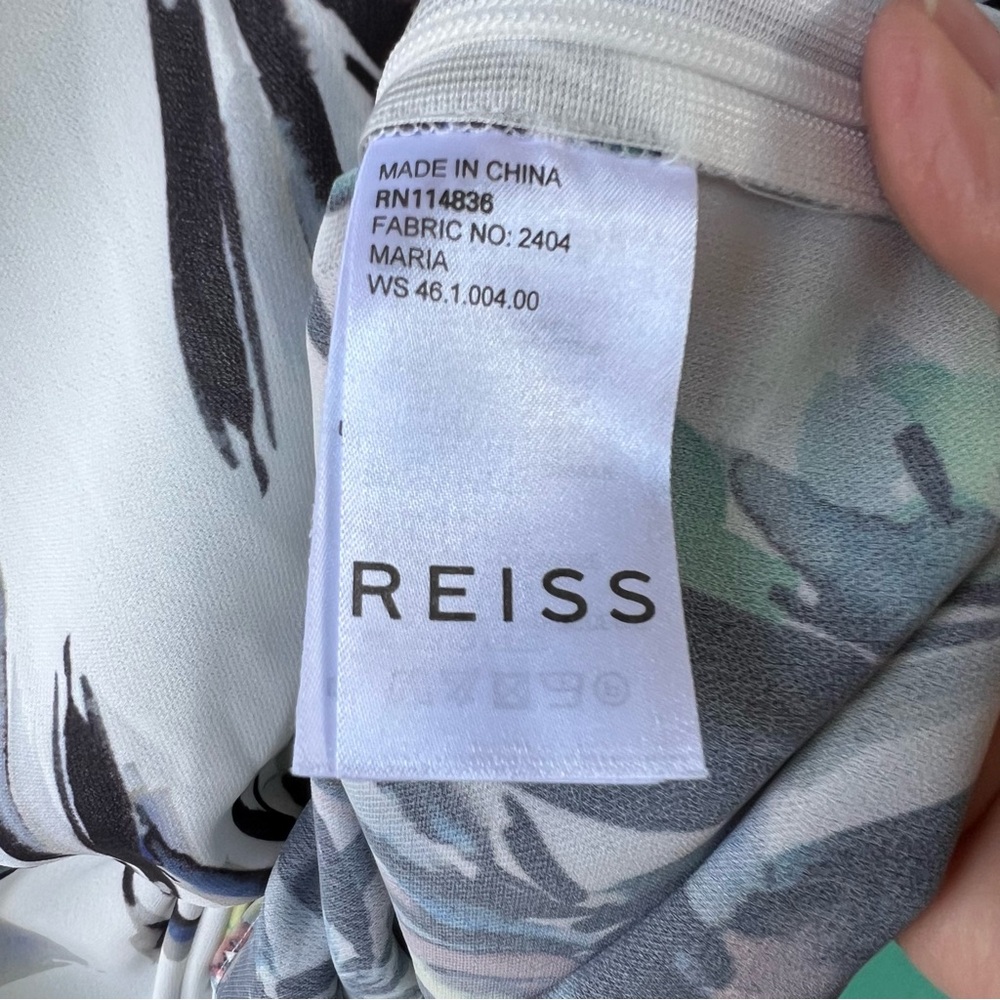 REISS Maria Twist-Front Floral-Print V-Neck Long Sleeve Top - Picture 8 of 10